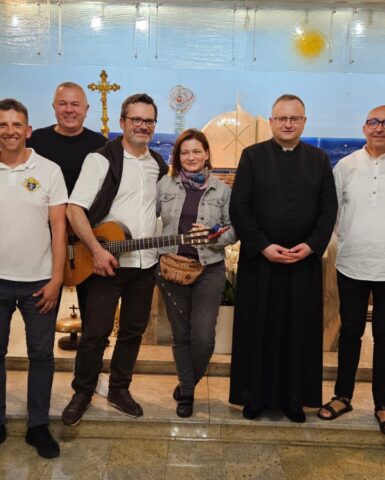 NMP w Białogórze, rycerze i koncert, czyli cud nad morzem