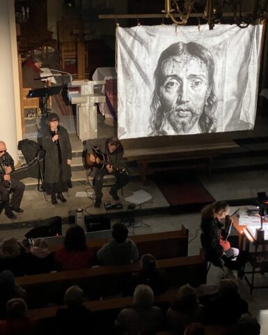 Misterium dobroci w Markach – Bezdomny Jezus i kwesta Misterium dobroci w Markach – Bezdomny Jezus i kwesta