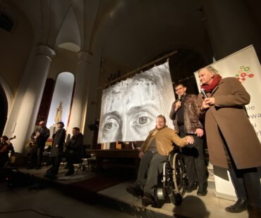 Bezdomny Jezus i zbiórka w Markach (9)