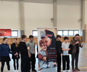 Fundacja Aniołów Stróżów - w Zespole Szkół Katolickich w Ostrowcu Świętokrzyskim 1