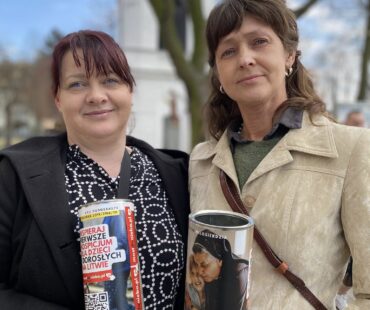 Przyjaciele i zbiórka dla hospicjum w radzymińskiej kolegiacie (1)