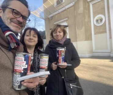 Przyjaciele i zbiórka dla hospicjum w radzymińskiej kolegiacie (2)