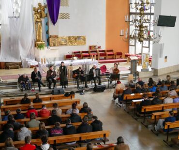 Niedziela Palmowa i rekolekcje u Braci Mniejszych w Jarocinie (4)