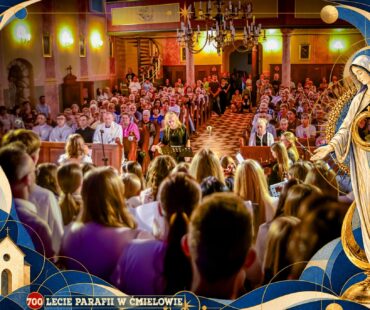700-lecie parafii w Ćmielowie - Monstrancja Fatimska (7)